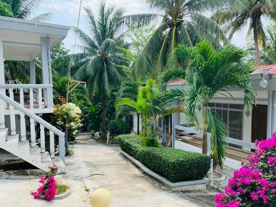 Indra Koh Rong Resort Derm Tkov Village Exteriör bild